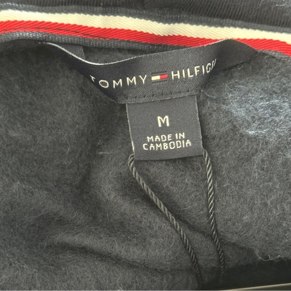 NWT Women size Medium Tommy Hilfiger Polka Dot zip up Hoodie. - Picture 2 of 3